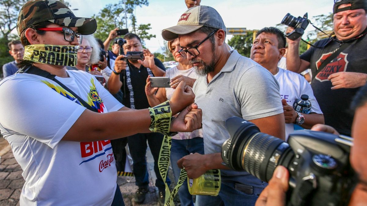 Novináře našli bez hlavy. Další případ vraždy otřásá Mexikem